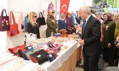 POLİS EŞLERİ KERMES DÜZENLEDİ