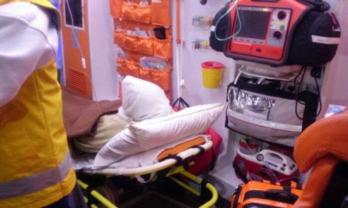 YEDİKLERİ MANTAR HASTANELİK ETTİ