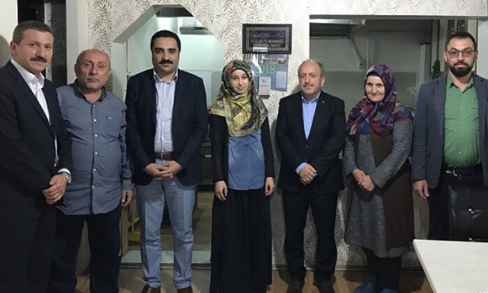 KAHRAMAN GENÇ KIZI ZİYARET ETTİLER