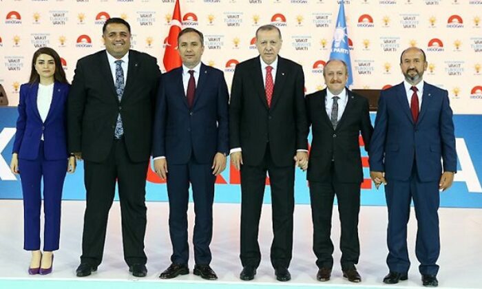 CUMHURBAŞKANI ÇORUMLU ADAYLARI TANITTI