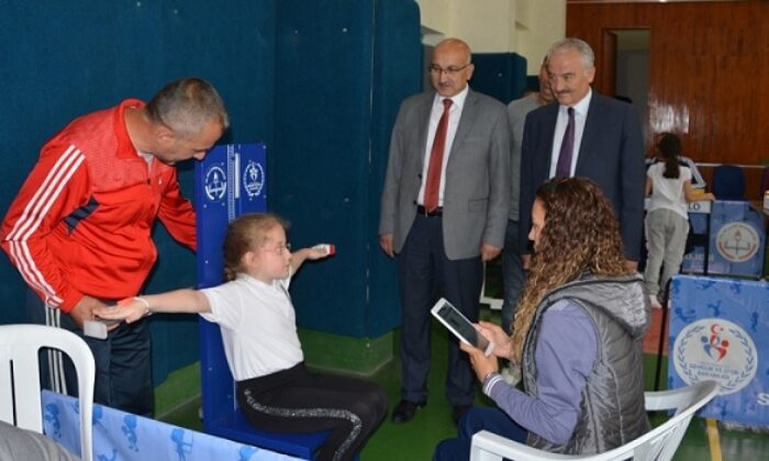 ÇOCUKLAR SPORA YÖNLENDİRİLECEK