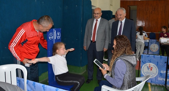 ÇOCUKLAR SPORA YÖNLENDİRİLECEK