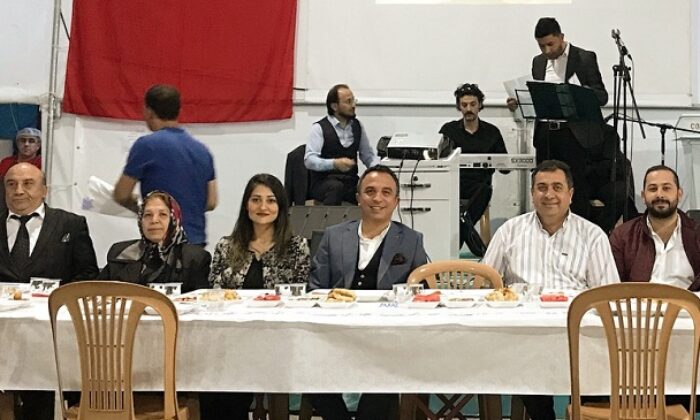 UZAY İNŞAAT ÇADIRDA İFTAR VERDİ