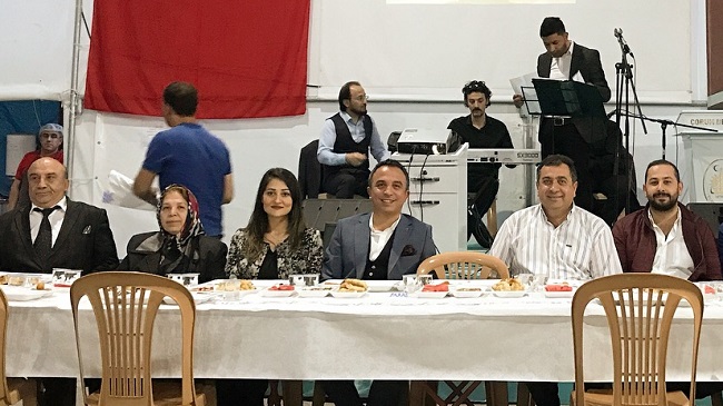 UZAY İNŞAAT ÇADIRDA İFTAR VERDİ