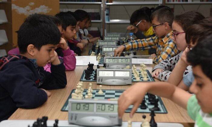 AKIL VE ZEKA OYUNLARINDA FİNAL