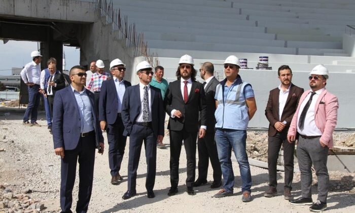 YENİ TESİS VE STADI GEZDİLER