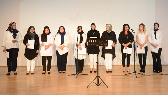 ANNELER GÜNÜNE ÖZEL PROGRAM
