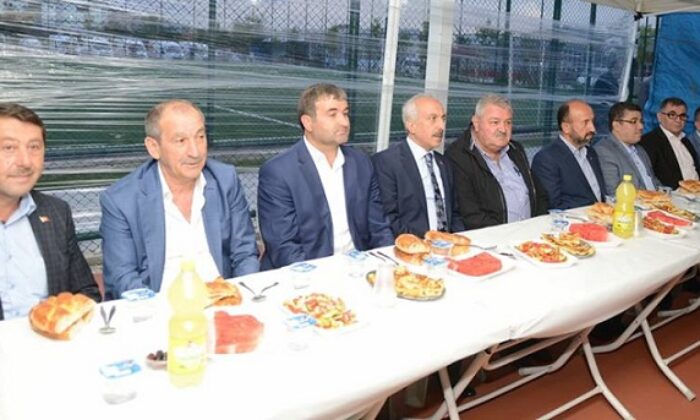 MOBİLYACILAR ODASI İFTARDA BULUŞTU