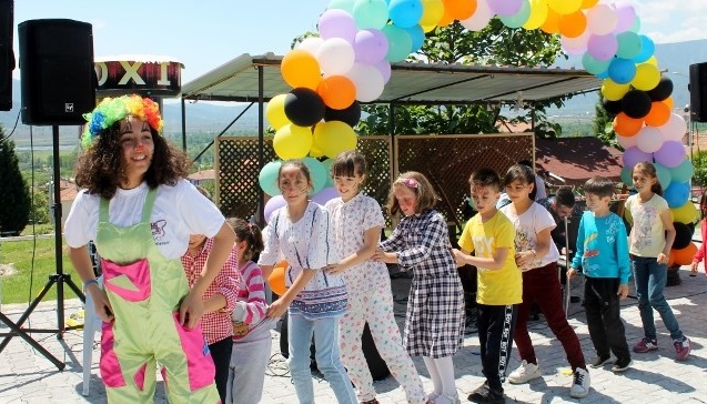 ANNELER GÜNÜNE COŞKULU KUTLAMA