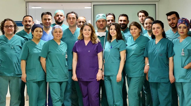 GÜNLÜK 90 AMELİYAT YAPILIYOR