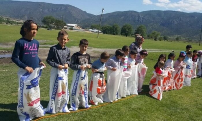 MİNİK KALPLER UÇUYOR ŞENLİĞİ