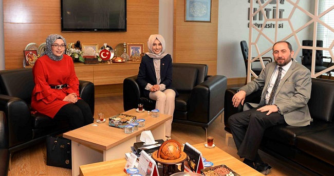 HİTİTLİ ADAYDAN REKTÖR’E ZİYARET