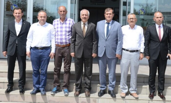 GÜL’DEN TİCARET BORSASINA ZİYARET