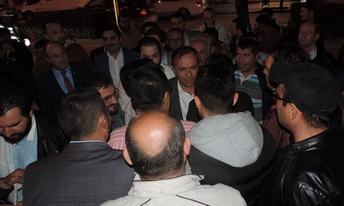 CEYLAN’A DAVULLU ZURNALI KARŞILAMA