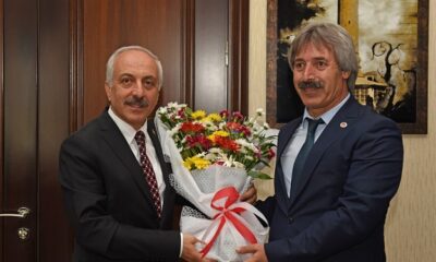 VAKIFLARDAN BAŞKAN GÜL’E ZİYARET