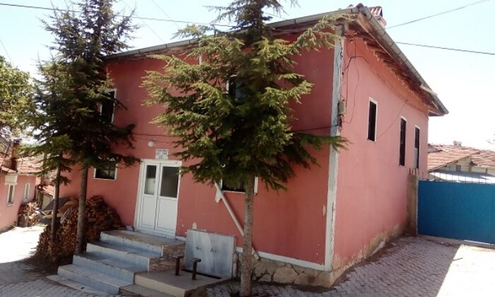 KÖRÜCEK CAMİ ONARIM BEKLİYOR