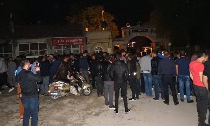 MEZARLIKTA GERGİN SAATLER BİR KİŞİ GÖZ ALTINA ALINDI