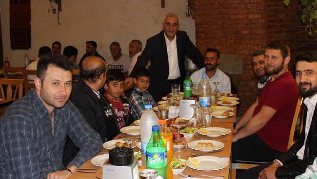 YAĞMAKSAN AİLESİ İFTARDA BULUŞTU