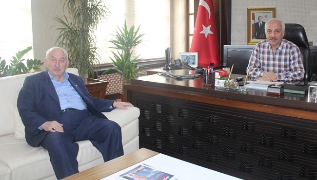 KAVUŞTU’DAN BELEDİYEYE ZİYARET
