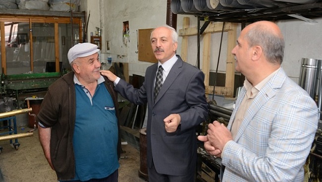 BİTMEYEN COŞKUYLA İLK GÜNKÜ AŞKLA