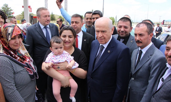 BAHÇELİ SUNGURLU’DA MOLA VERDİ