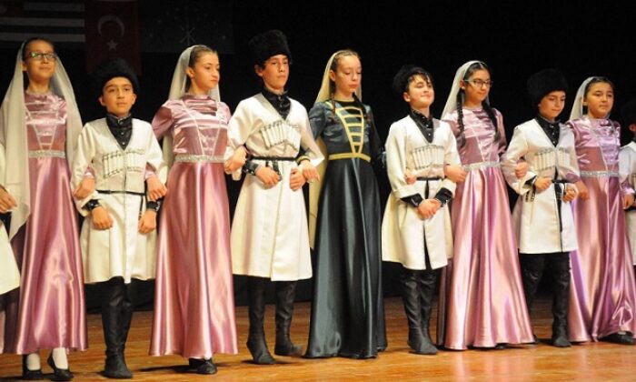 KAFKAS DERNEĞİNDEN UNUTULMAZ GECE