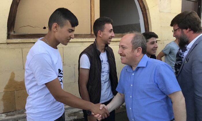 BAŞKAN KARADAĞ DURMAK BİLMİYOR