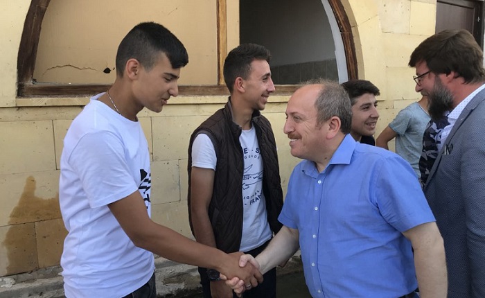 BAŞKAN KARADAĞ DURMAK BİLMİYOR