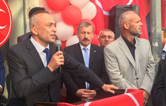 MHP’DEN MİTİNG GİBİ AÇILIŞ