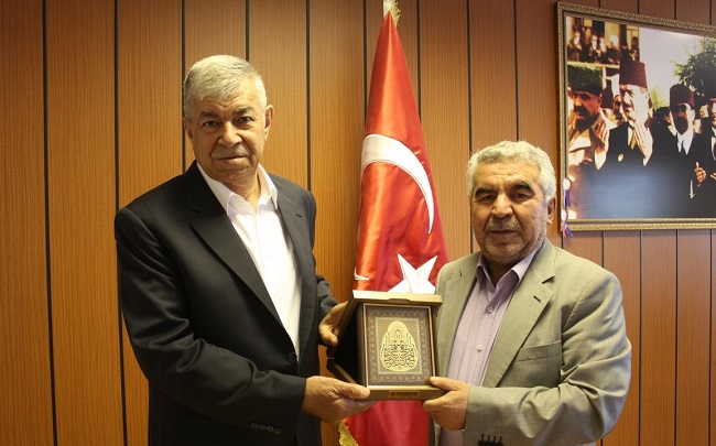 HAYIRSEVER İŞADAMINA TDV’DEN PLAKET