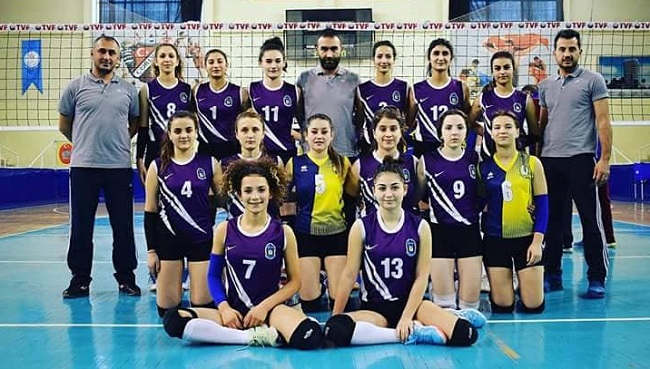 PROFESYONEL BAYAN VOLEYBOL TAKIMI