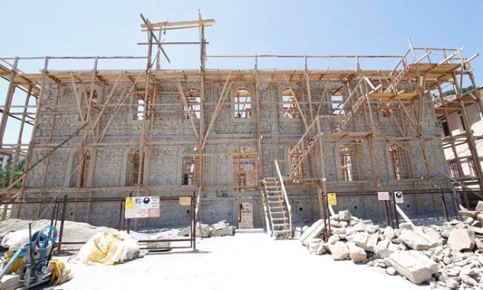 REDİF KIŞLASI RESTORASYONU DEVAM EDİYOR