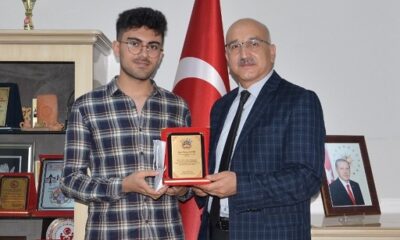 TÜBİTAK’DA TÜRKİYE DERECESİ YAPTI