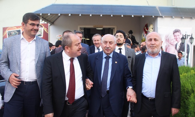 KAVUŞTU HASTANEDEN TABURCU OLDU