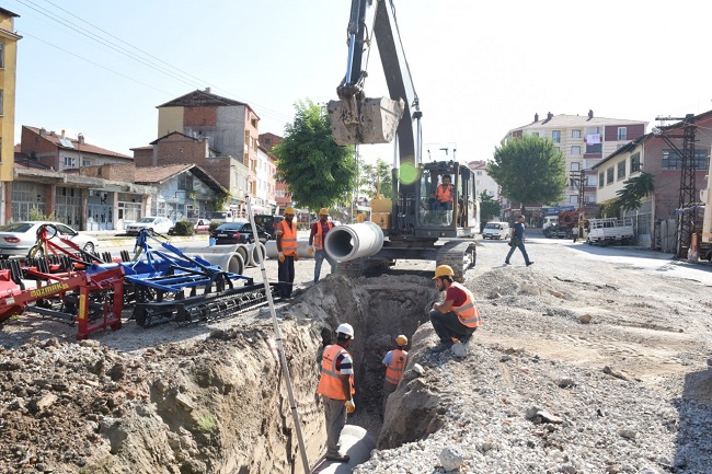 CENGİZ TOPEL’DE HUMMALI ÇALIŞMA