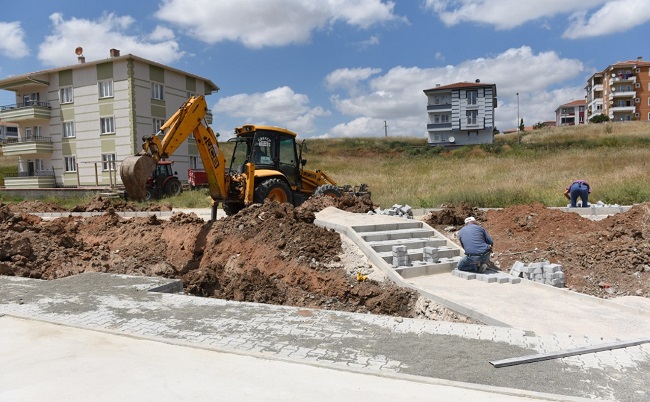 BELEDİYE’NİN PARK SAYISI 240’A ÇIKIYOR