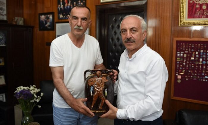 BAŞKAN GÜL’E TEŞEKKÜR ETTİ