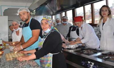 AŞÇILIK KURSUNA YOĞUN KATILIM