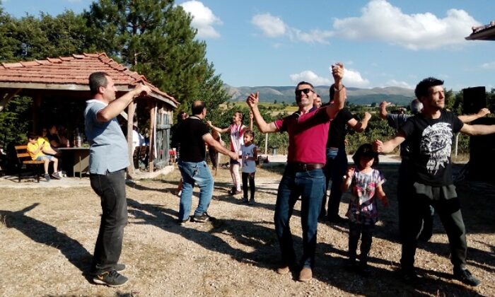 KÖRÜCEKLİLER ŞENLİKTE COŞTU