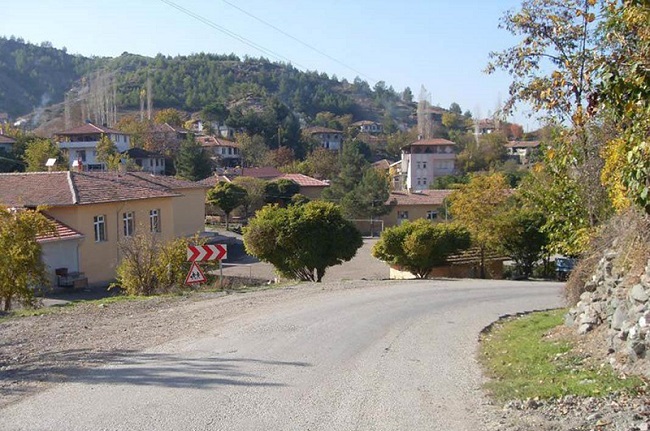 DAMLAMA İLE 150 DEKAR ARAZİ SULANACAK