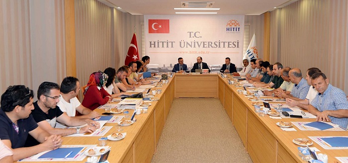 REKTÖR REHBER ÖĞRETMENLERLE GÖRÜŞTÜ