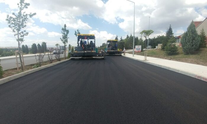 BİNEVLER 1. CADDE ASFALTLANIYOR