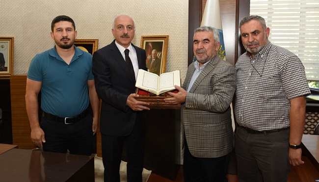 MÜFTÜ’DEN BAŞKAN GÜL’E TEŞEKKÜR ZİYARETİ