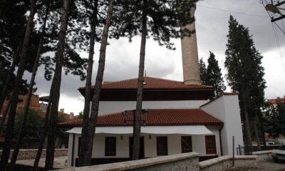 TARİHİ KADIASKER CAMİ İBADETE AÇILDI