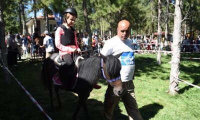 ÇOCUKLARIN PONY SEVİNCİ