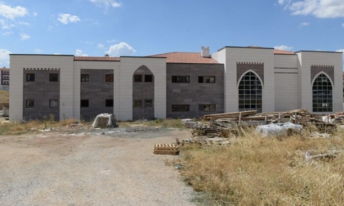 ÇORUM’A İKİ KÜLTÜR MERKEZİ DAHA YAPILIYOR