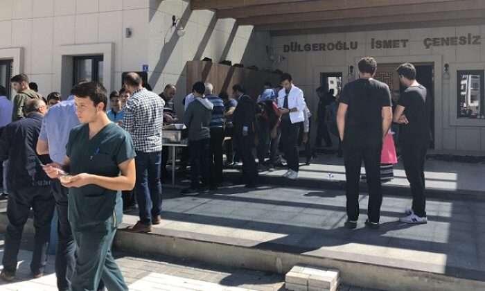 ÖZEL HASTANE AŞURE DAĞITTI