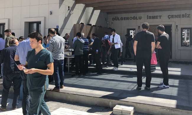 ÖZEL HASTANE AŞURE DAĞITTI
