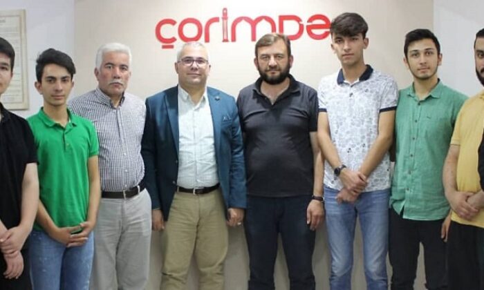 GENÇLERE TECRÜBELERİNİ AKTARDI