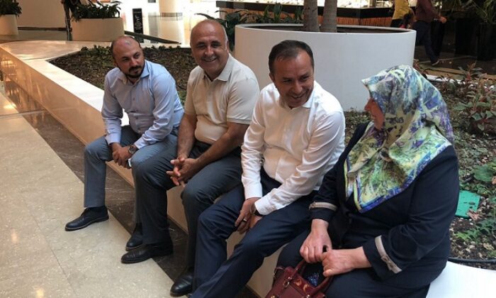 CEYLAN HALK VE ESNAFLA İÇ İÇE